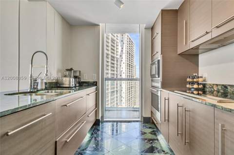 485 Brickell Ave 2508, Miami FL - photo 8 of 30