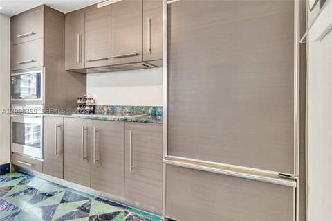 485 Brickell Ave 2508, Miami FL - photo 9 of 30