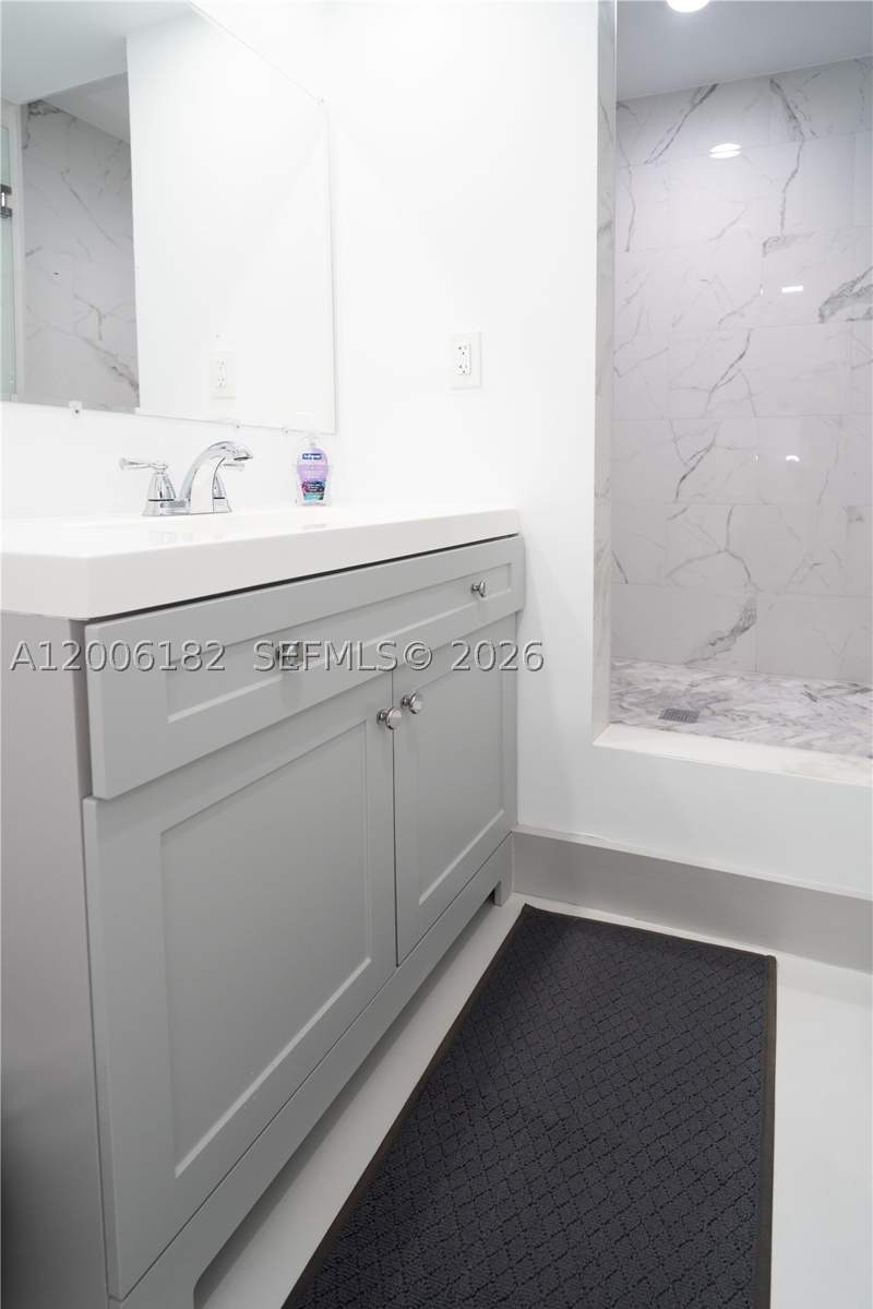 1 bedroom Condominium at 19707 Turnberry Way 18C, Turnberry Isle Condo, Aventura — photo 5