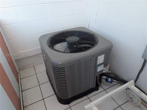 15610 NE 6th Ave 23C, Miami FL - photo 18 of 28