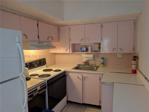 15610 NE 6th Ave 23C, Miami FL - photo 7 of 28