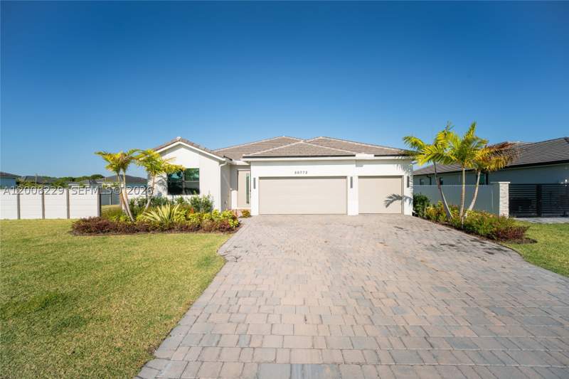 4 bedroom SingleFamilyResidence at 30772 SW 192nd Ct, Estrella Square, Homestead — photo 3