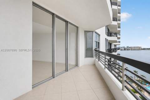 19195 NE 36th Ct 1503, Aventura FL - photo 10 of 65