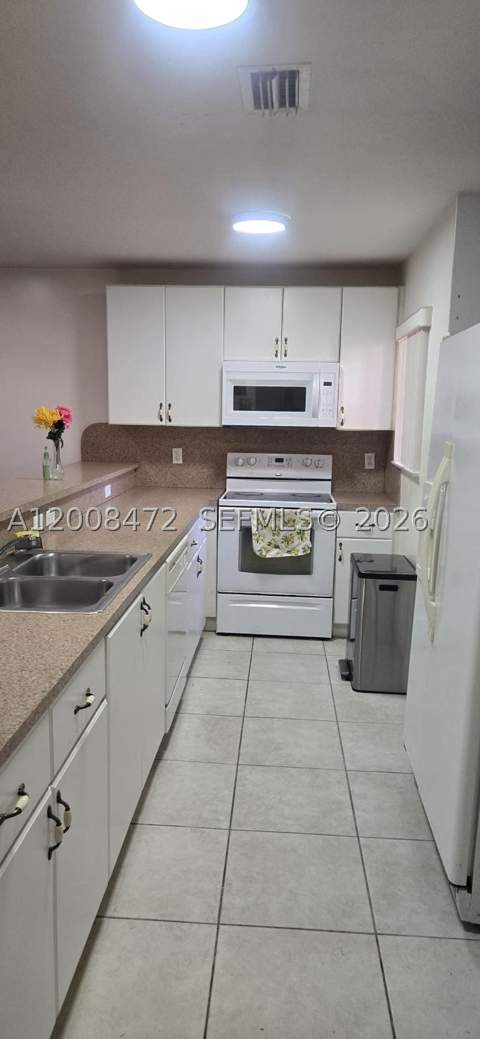 22911 SW 88th Pl 5-21, Cutler Bay FL - photo 21 of 25