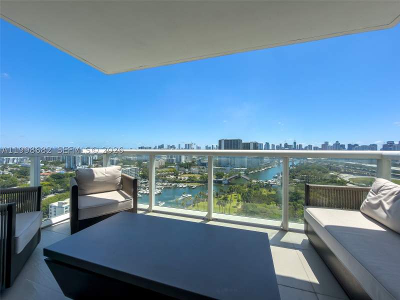 2 bedroom Condominium at 1861 NW S River Dr 2308, Terrazas Riverpark Villag, Miami — photo 2
