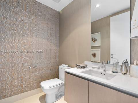 3250 NE 188th St 505, Aventura FL - photo 10 of 51