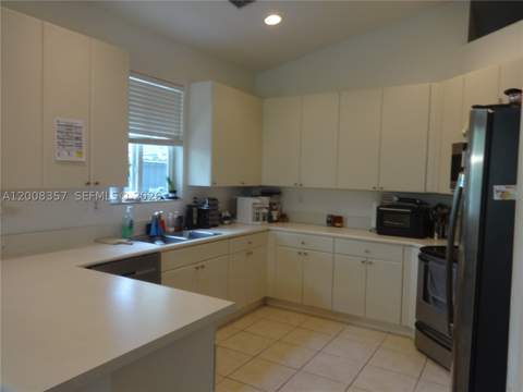 161 SE 22nd Ter, Homestead FL - photo 15 of 37