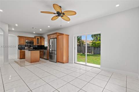 9576 SW 162nd Path, Miami FL - photo 12 of 42