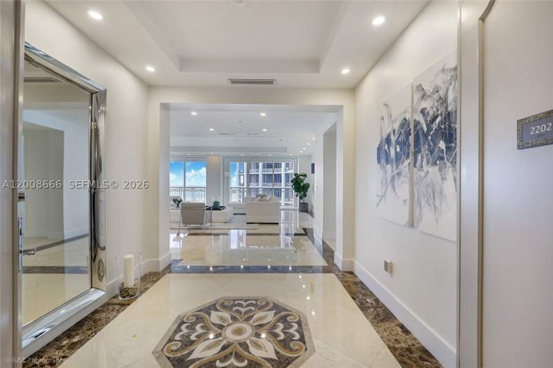 3 bedroom Condominium at 3400 SW 27th Ave 2202, The Tower Residences Cond, Miami — photo 2