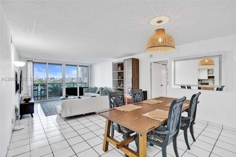 100 Bayview Dr 401, Sunny Isles Beach FL - photo 10 of 45