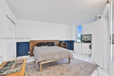 100 Bayview Dr 401, Sunny Isles Beach FL - photo 17 of 45