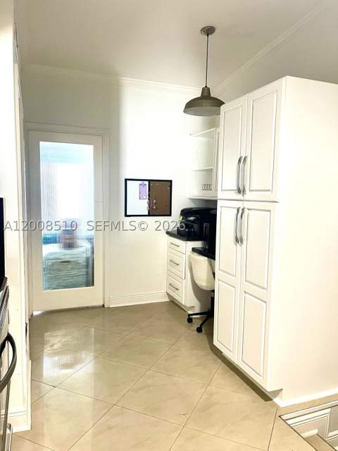 19960 Highland Lakes Blvd, Miami FL - photo 6 of 18