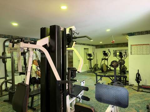 1910 W 56th St 3121B, Hialeah FL - photo 19 of 51