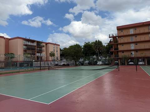 1910 W 56th St 3121B, Hialeah FL - photo 7 of 51