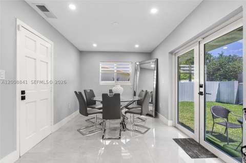 12724 SW 33rd Ter, Miami FL - photo 12 of 41