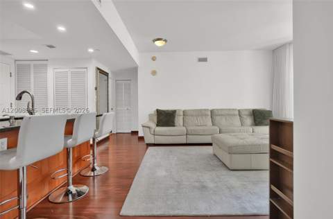 4100 Salzedo St 411, Coral Gables FL - photo 12 of 29