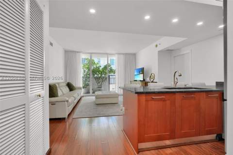 4100 Salzedo St 411, Coral Gables FL - photo 6 of 29
