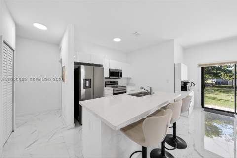1864 NW 84th St, Miami FL - photo 18 of 34