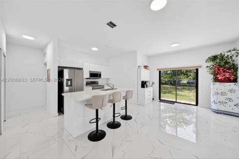 1864 NW 84th St, Miami FL - photo 6 of 34