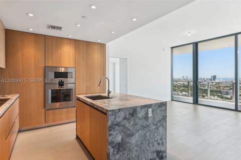 500 Alton Rd. 3004, Miami Beach FL - photo 10 of 31