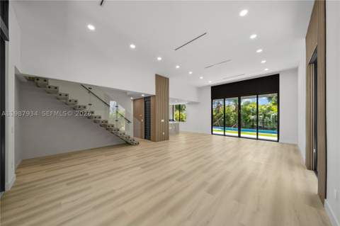 536 NW 48th ST, Miami FL - photo 10 of 58