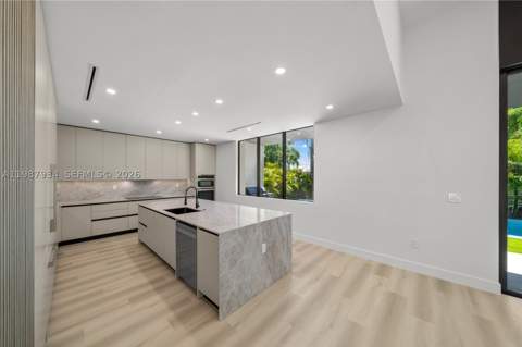 536 NW 48th ST, Miami FL - photo 17 of 58