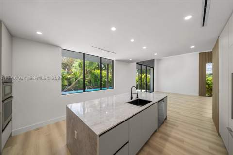 536 NW 48th ST, Miami FL - photo 19 of 58