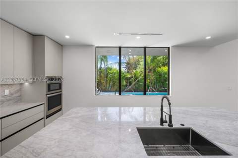 536 NW 48th ST, Miami FL - photo 21 of 58