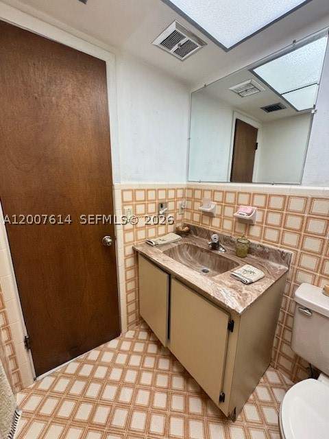 730 NW 138th St, Miami FL - photo 13 of 15