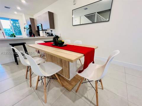 10300 NW 66th Av 101, Doral FL - photo 10 of 25