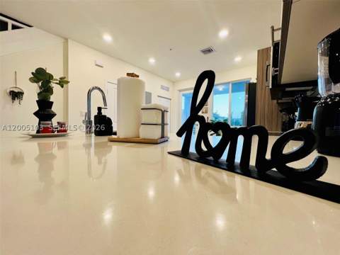 10300 NW 66th Av 101, Doral FL - photo 8 of 25