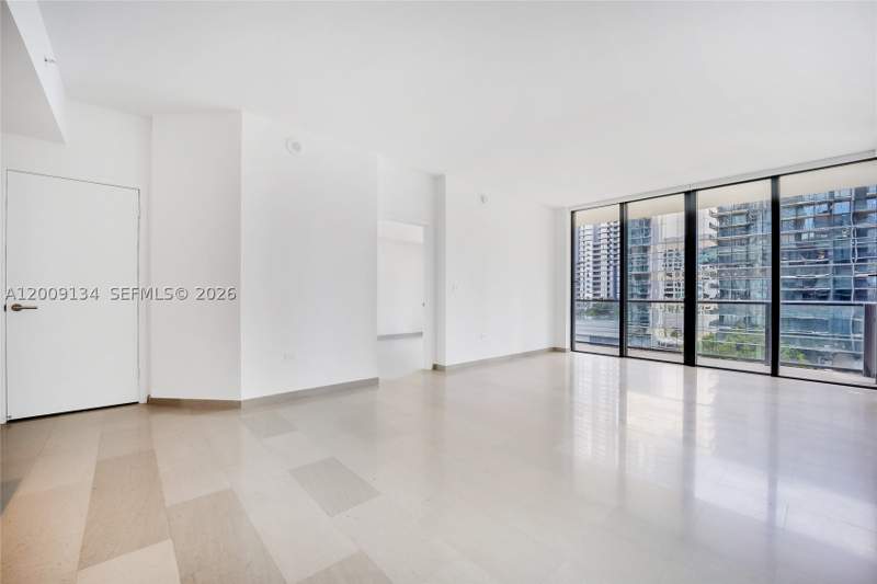 2 bedroom Condominium at 88 SW 7th St 1009, Rise Condo, Miami — photo 3
