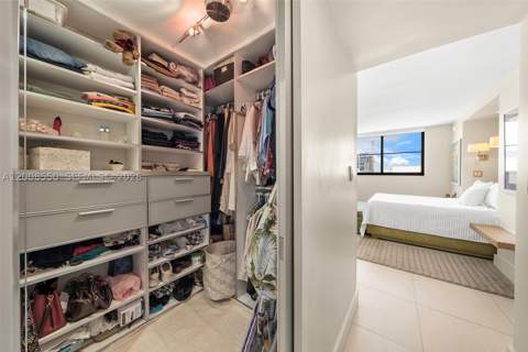 1775 Washington Ave 8F, Miami Beach FL - photo 14 of 33