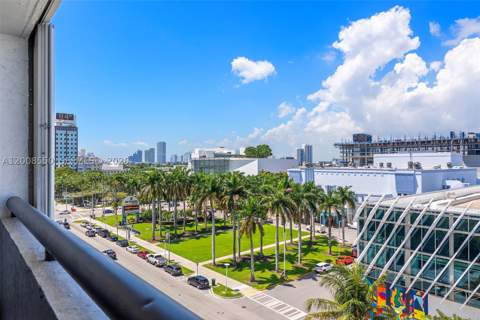 1775 Washington Ave 8F, Miami Beach FL - photo 21 of 33