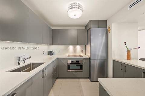 1775 Washington Ave 8F, Miami Beach FL - photo 8 of 33