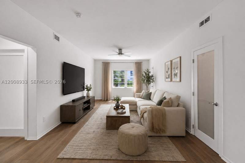 2 bedroom Condominium at 1600 Michigan Ave 2, Michigan Place Condo, Miami Beach — photo 4