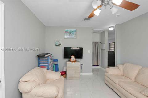 1762 NW 8th Ave, Homestead FL - photo 17 of 24