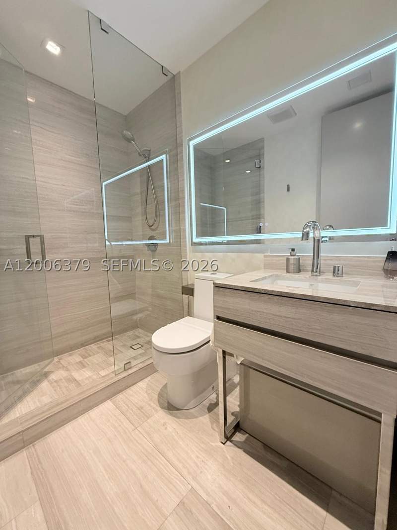 2 bedroom Condominium at 18975 Collins Ave 304, 18975 Collins Condo, Sunny Isles Beach — photo 5