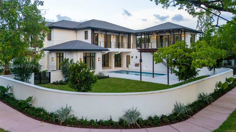 5 bedroom SingleFamilyResidence at 730 Zamora Ave, Coral Estates, Coral Gables — photo 1