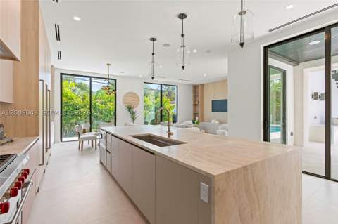 730 Zamora Ave, Coral Gables FL - photo 20 of 59