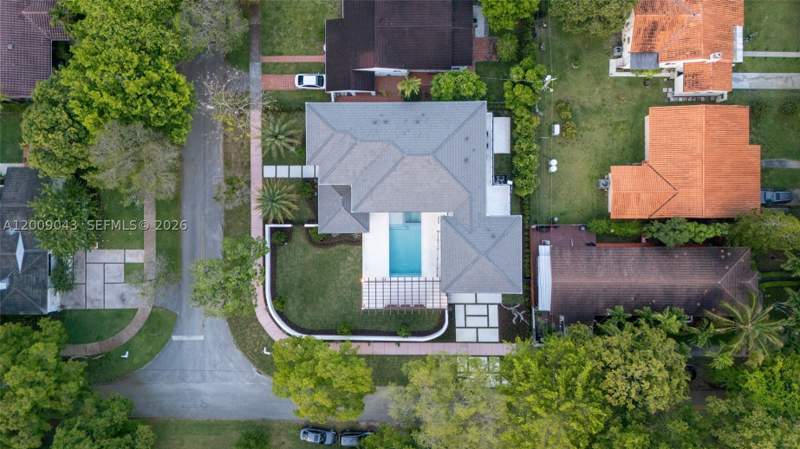 5 bedroom SingleFamilyResidence at 730 Zamora Ave, Coral Estates, Coral Gables — photo 5
