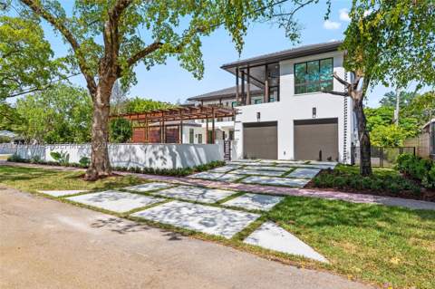 730 Zamora Ave, Coral Gables FL - photo 6 of 59