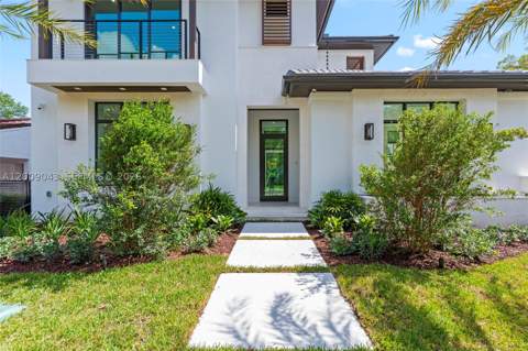 730 Zamora Ave, Coral Gables FL - photo 7 of 59