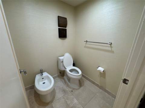 9400 W Bay Harbor Drive 202, Bay Harbor Islands FL - photo 13 of 34