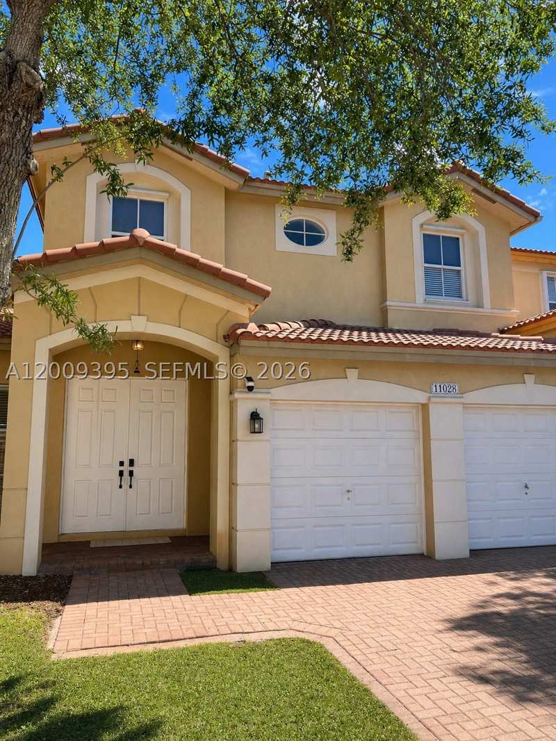 3 bedroom Townhouse at 11028 NW 87th Ln, Islands At Doral Townhome, Doral — photo 1