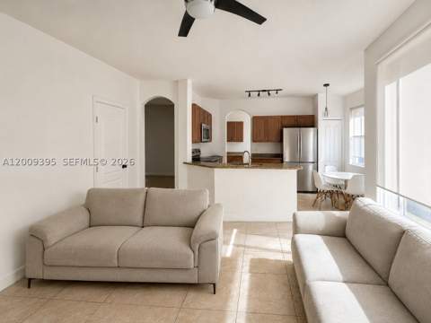 11028 NW 87th Ln, Doral FL - photo 10 of 16
