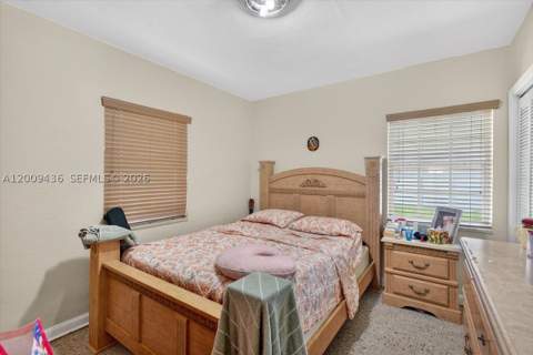 1171 NE 182nd St, North Miami Beach FL - photo 19 of 26