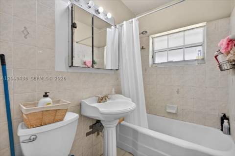 1171 NE 182nd St, North Miami Beach FL - photo 21 of 26