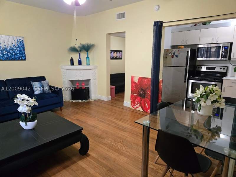 1 bedroom Condominium at 1219 Meridian Ave 2, Meridian Deco Condo, Miami Beach — photo 5