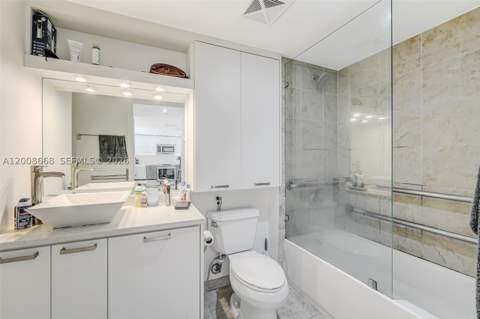 111 E Flagler St 708, Miami FL - photo 13 of 29